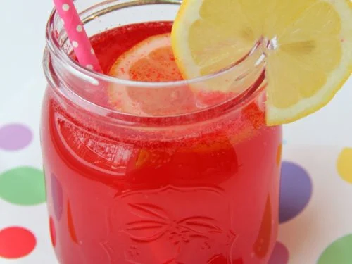 Refreshing Love Potion Punch – Easy Sweet Sparkling Non-Alcoholic Cocktail for Summer Parties