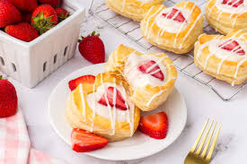 Delicious Strawberry Cream Cheese Heart Danishes for Valentine’s Day Desserts