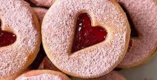 🍓 Buttery Strawberry Shortbread Cookies