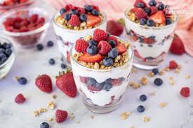 🍓 Layered Fruit Yogurt Cups