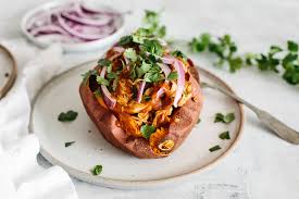BBQ Chicken Stuffed Sweet Potatoes – Easy, Healthy & Flavorful