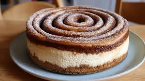 Cinnamon Roll Cheesecake Recipe – Creamy, Swirled & Irresistible
