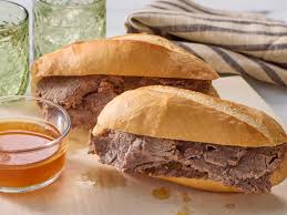 Crockpot French Dip Sandwiches – Easy, Quick & Delicious Slow Cooker Recipe
