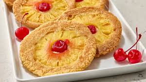 🍍 Mini Pineapple Upside Down Sugar Cookies – Tropical Twist on Christmas Recipes