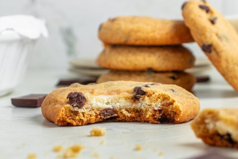 Chocolate Chip Cheesecake Cookies