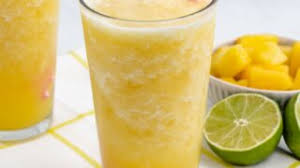 Pineapple Slushi – Sweet & Refreshing Tropical Frozen Drink