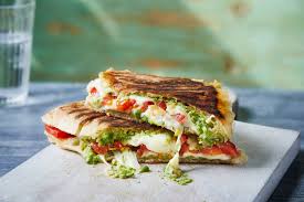 Tomato Pesto Sandwich