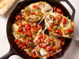 Irresistible Bruschetta Chicken – Juicy Chicken with Fresh Tomato Basil Topping