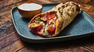 Chicken Shawarma with Garlic Sauce – Flavorful Middle Eastern Comfort in Every Bite