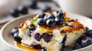 🫐 Blueberry Cream Cheese Breakfast Bake – Easy Cozy Brunch Recipe