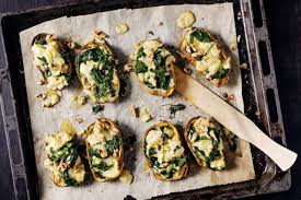 Oven-Roasted Potatoes with Spinach and Mushrooms – Crispy, Savory & Wholesome