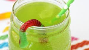 Gummy Worm Mocktail – Fun, Colorful & Refreshing Drink