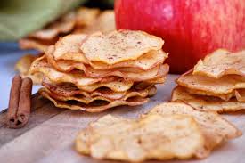 Homemade Apple Cinnamon Chips – Crispy, Sweet & Guilt-Free