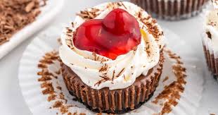 🍒🍫 Black Forest Mini Cheesecakes ✨