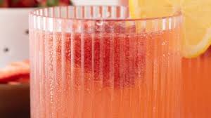 Strawberry Creamsicle Punch 🍓🥤🍦✨