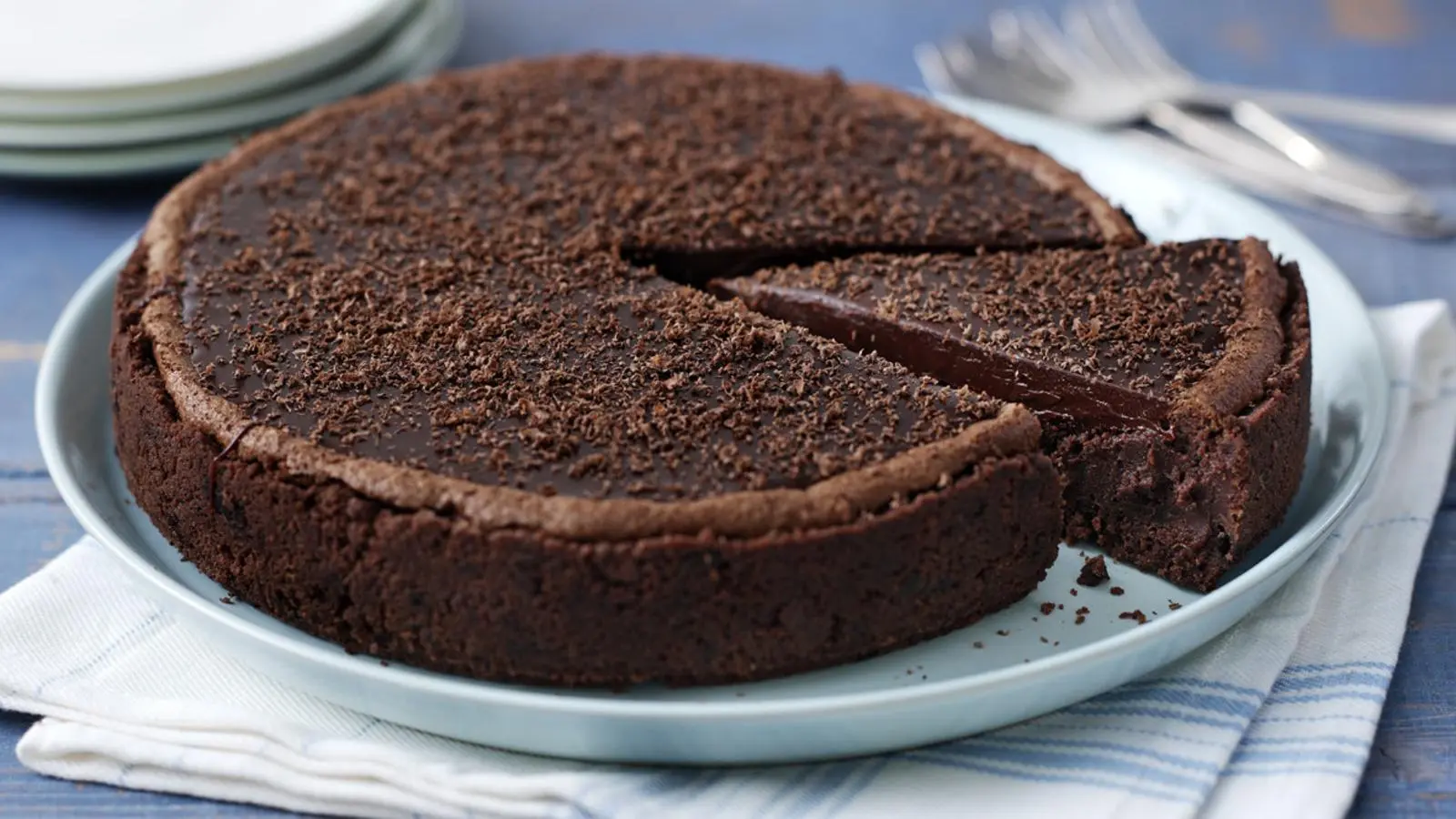 Easy Mississippi Mud Pie: Rich, Gooey, and Deeply Chocolatey